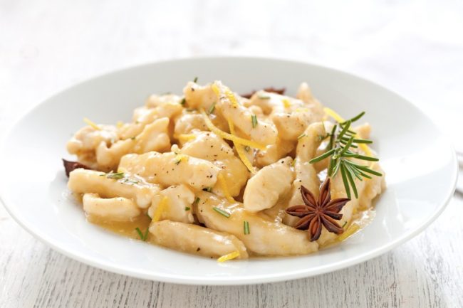 Listarelle di pollo al limone, rosmarino e miele Listarelle di pollo al limone, rosmarino e miele